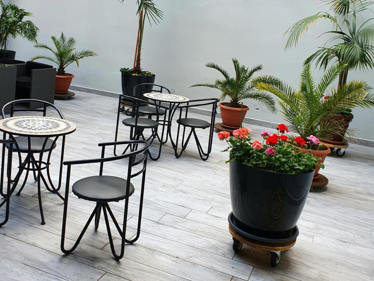 Hotel Perla Massa Lombarda ภายนอก รูปภาพ