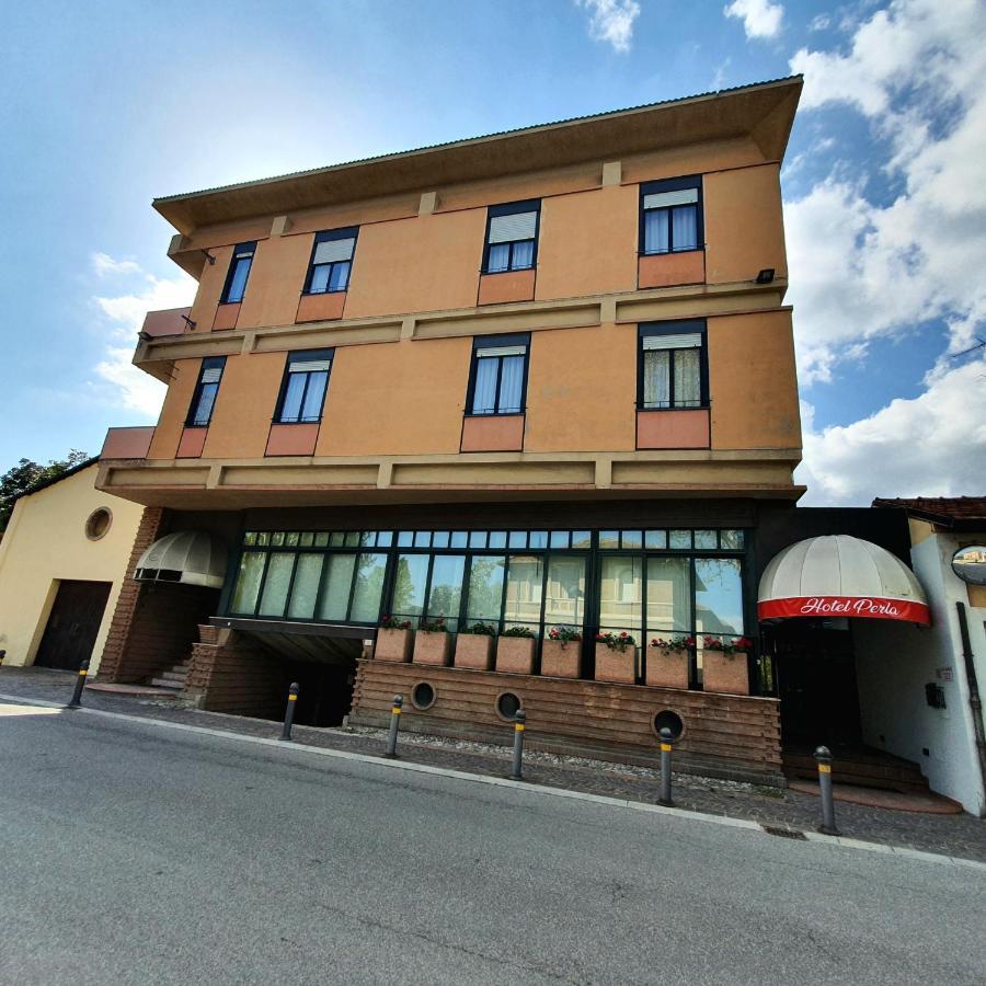 Hotel Perla Massa Lombarda ภายนอก รูปภาพ